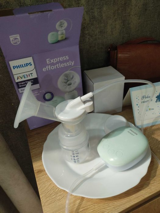 Електричний молоковідсмоктувач Philips Avent SCF323/11