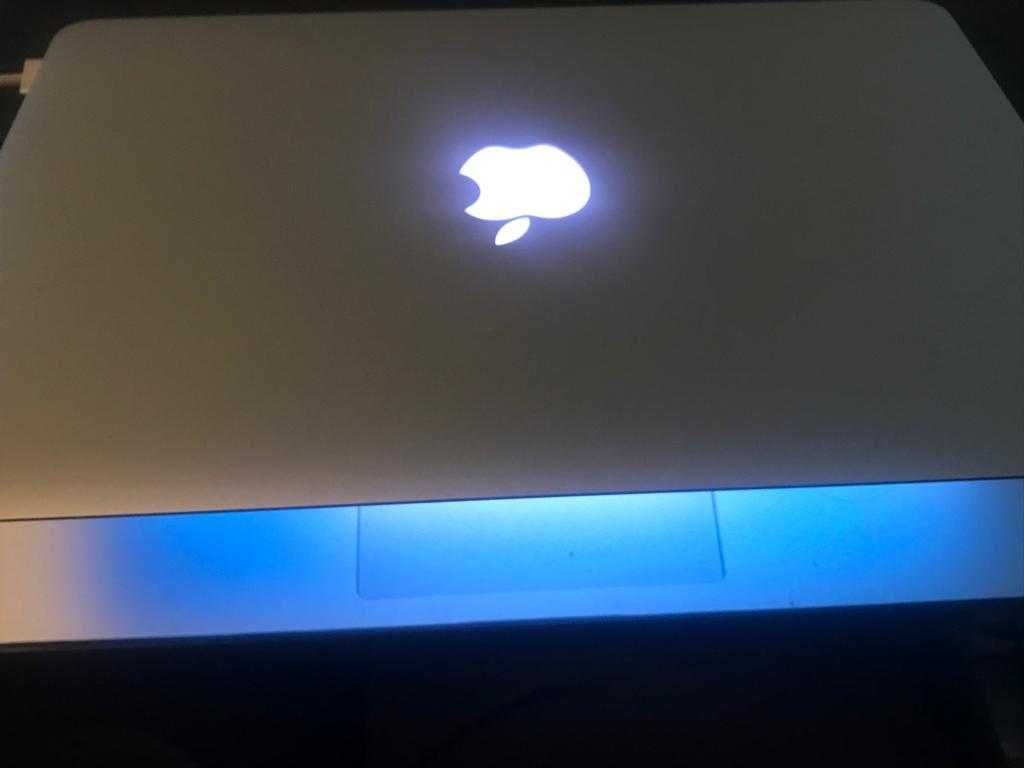 MacBook Air 13″(Early 2015) - Na caixa Original + Carregador Apple
