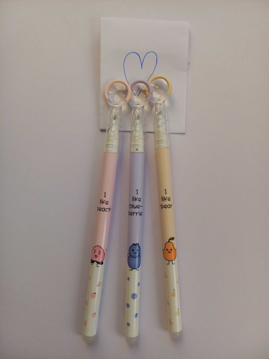 Canetas Fruity com mini lupa