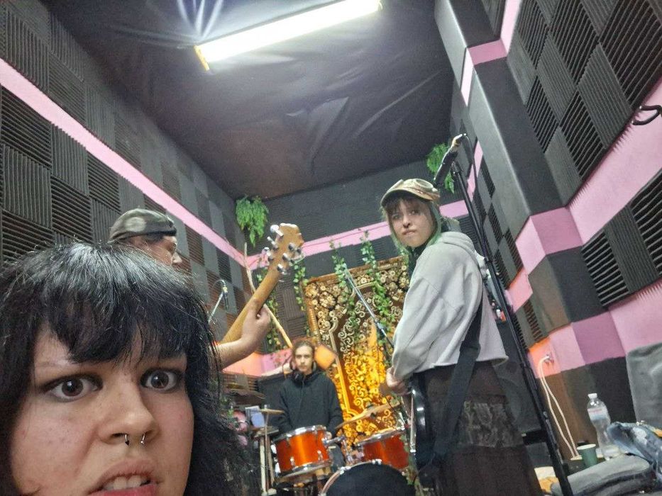 Студія Звукозапису SLOWPOKE Records у Харкові. Спортивна/Захисників.