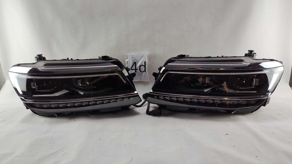 Фары передние правая левая фонари Volkswagen Tiguan 2 II разборка