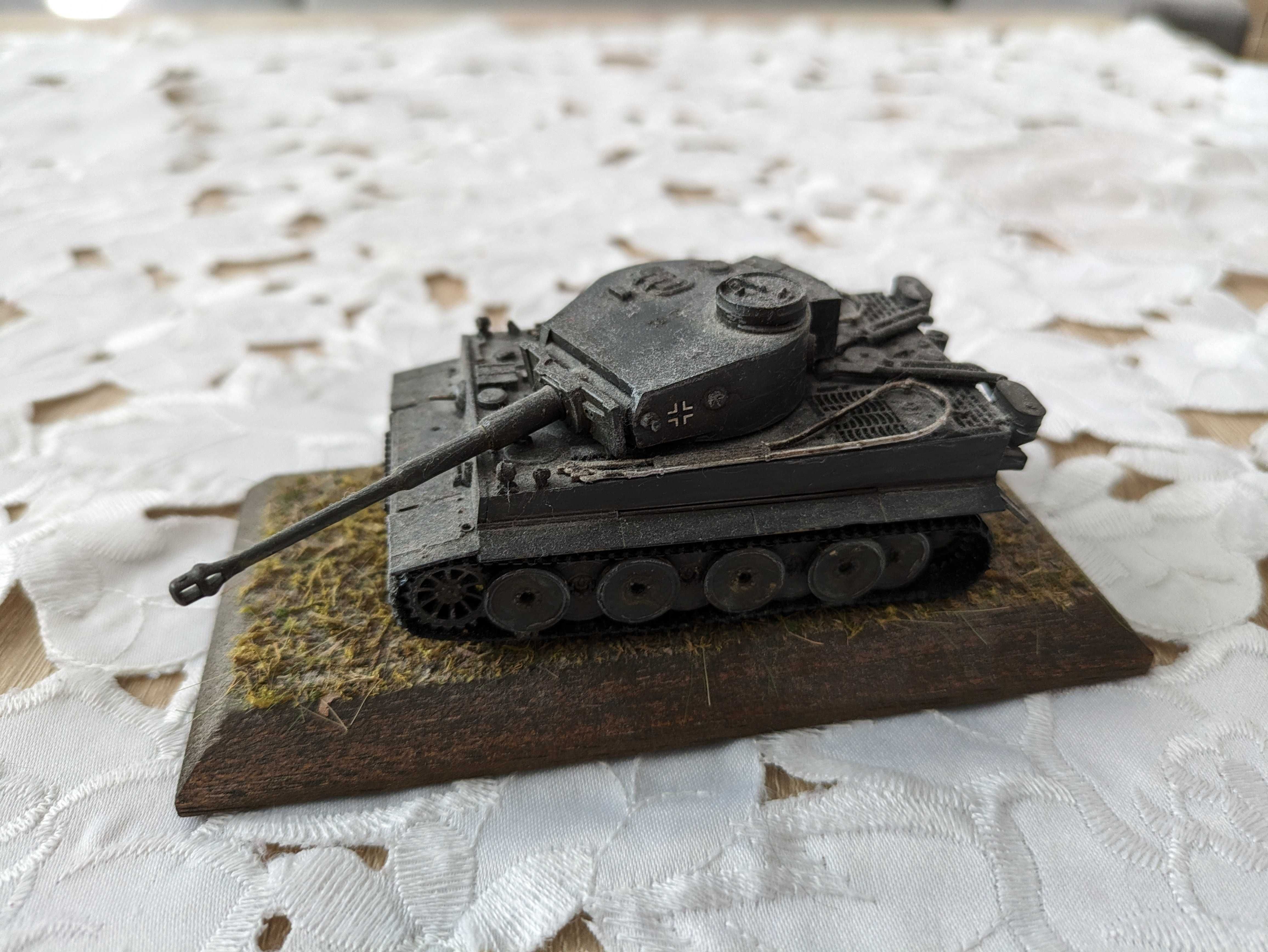 Model Tiger 1 skala 1:72