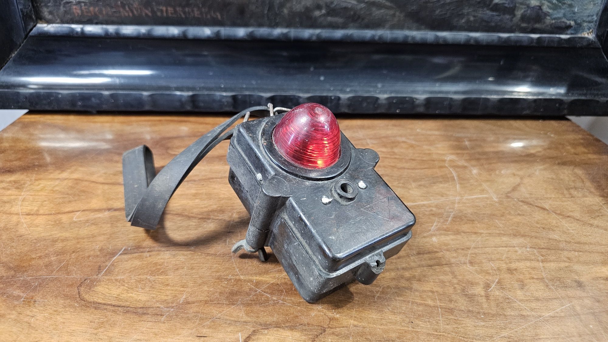 Stara lampa sygnalowa do powozu