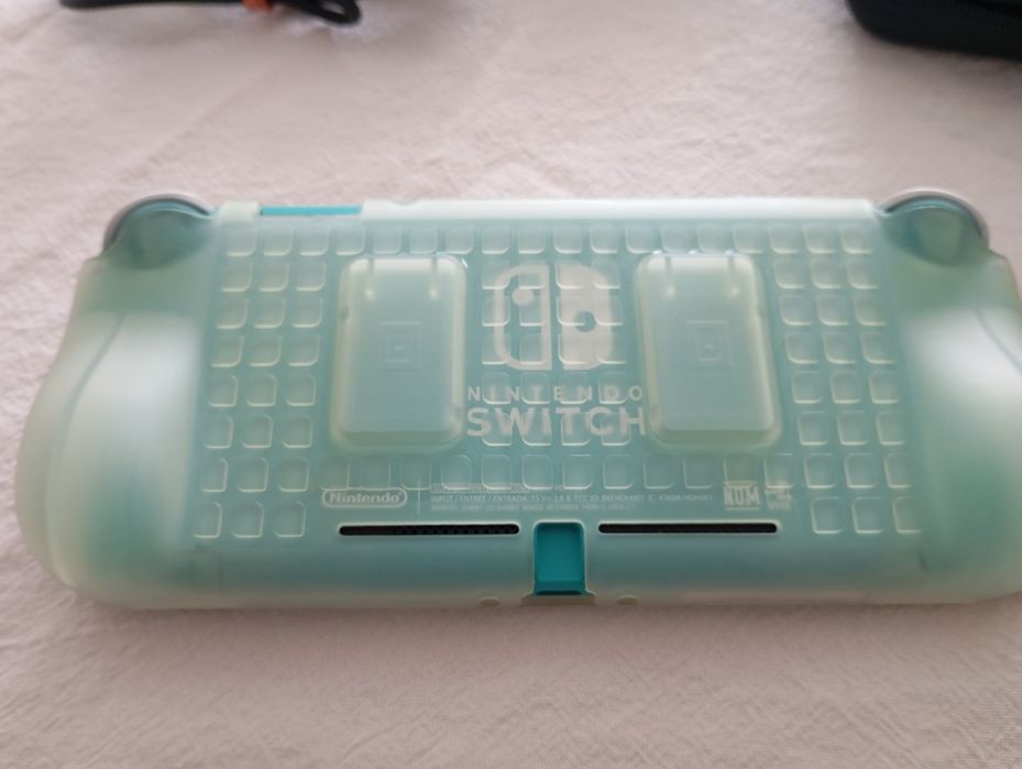 Nintendo Switch Lite Nova e Completa