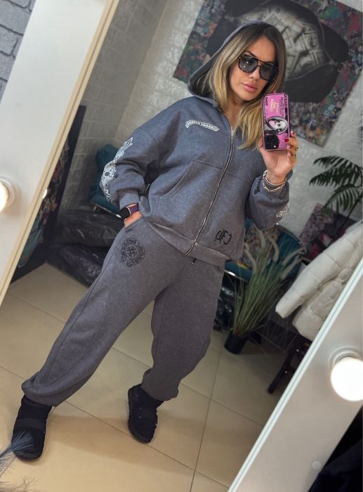 Жіночий костюм ChromeHearts в розмірах