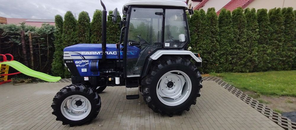 Ciągnik Farmtrac 6050C DT