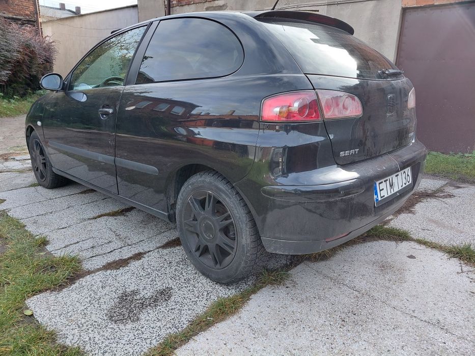 Seat Ibiza 1.4 benzyna Gaz Lpg Klimatyzacja Alufelgi Nowe opony Zimowe