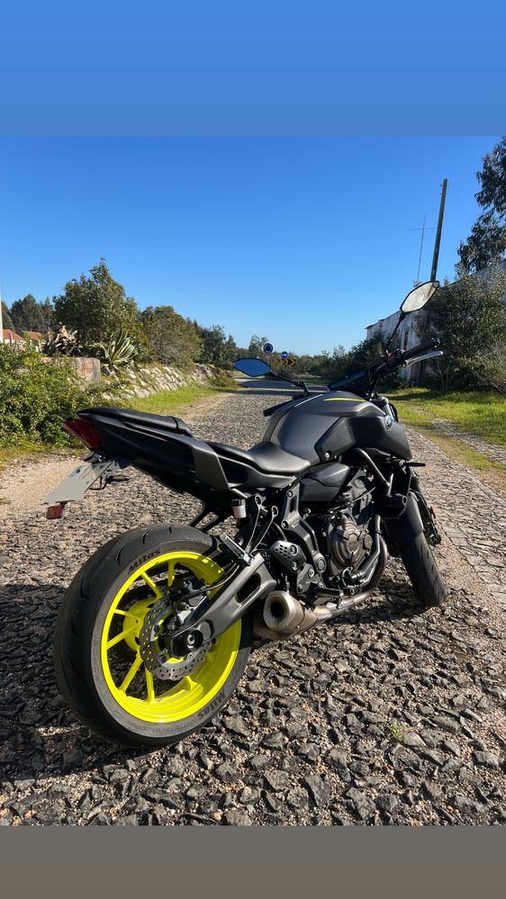 Yamaha MT07 35kw Deslimitada