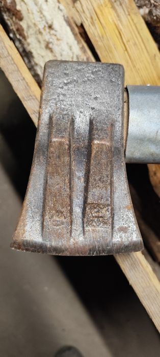 Siekiera dwuklinowa Krumpholz