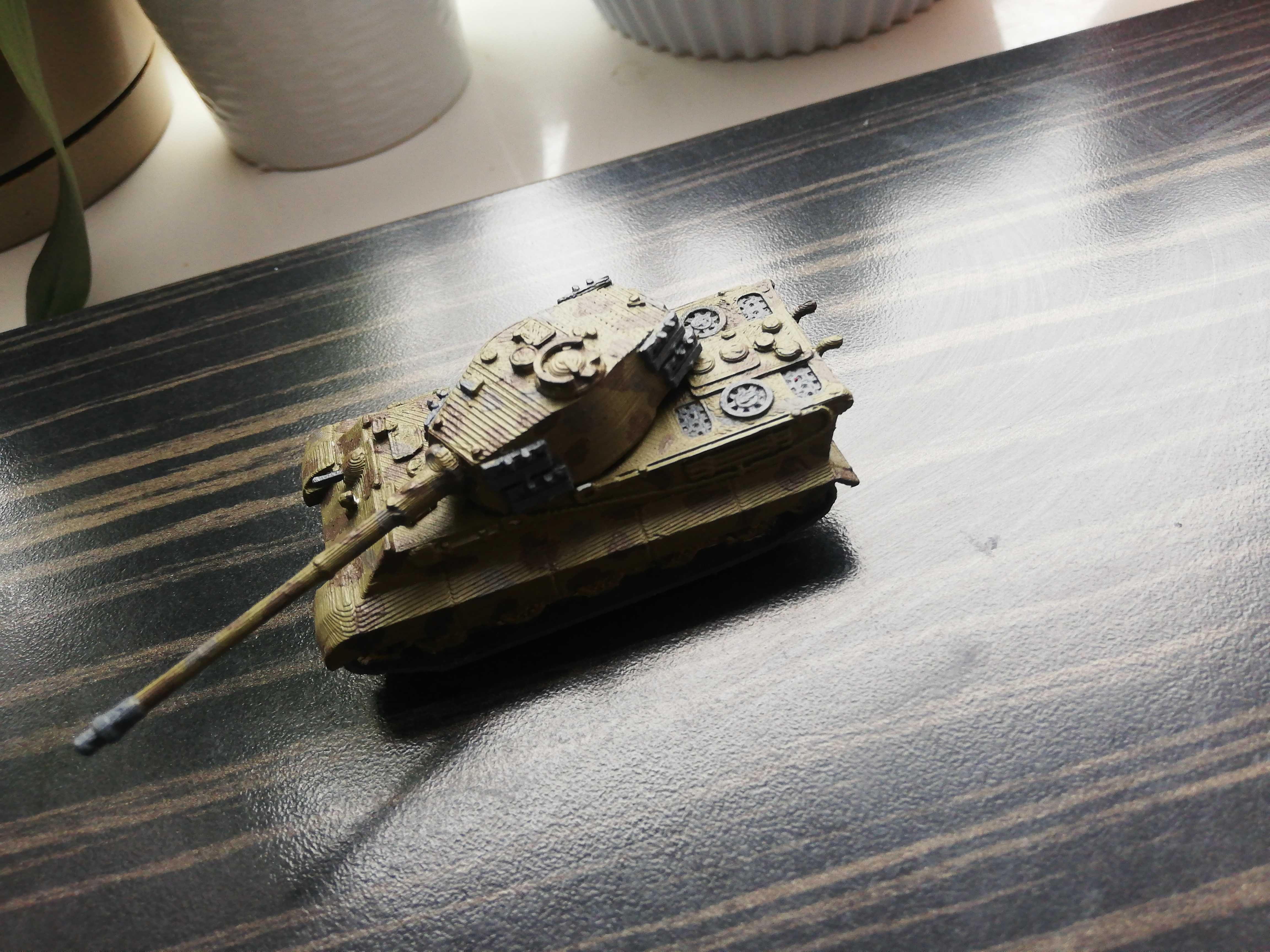 Model plastikowy Tiger II