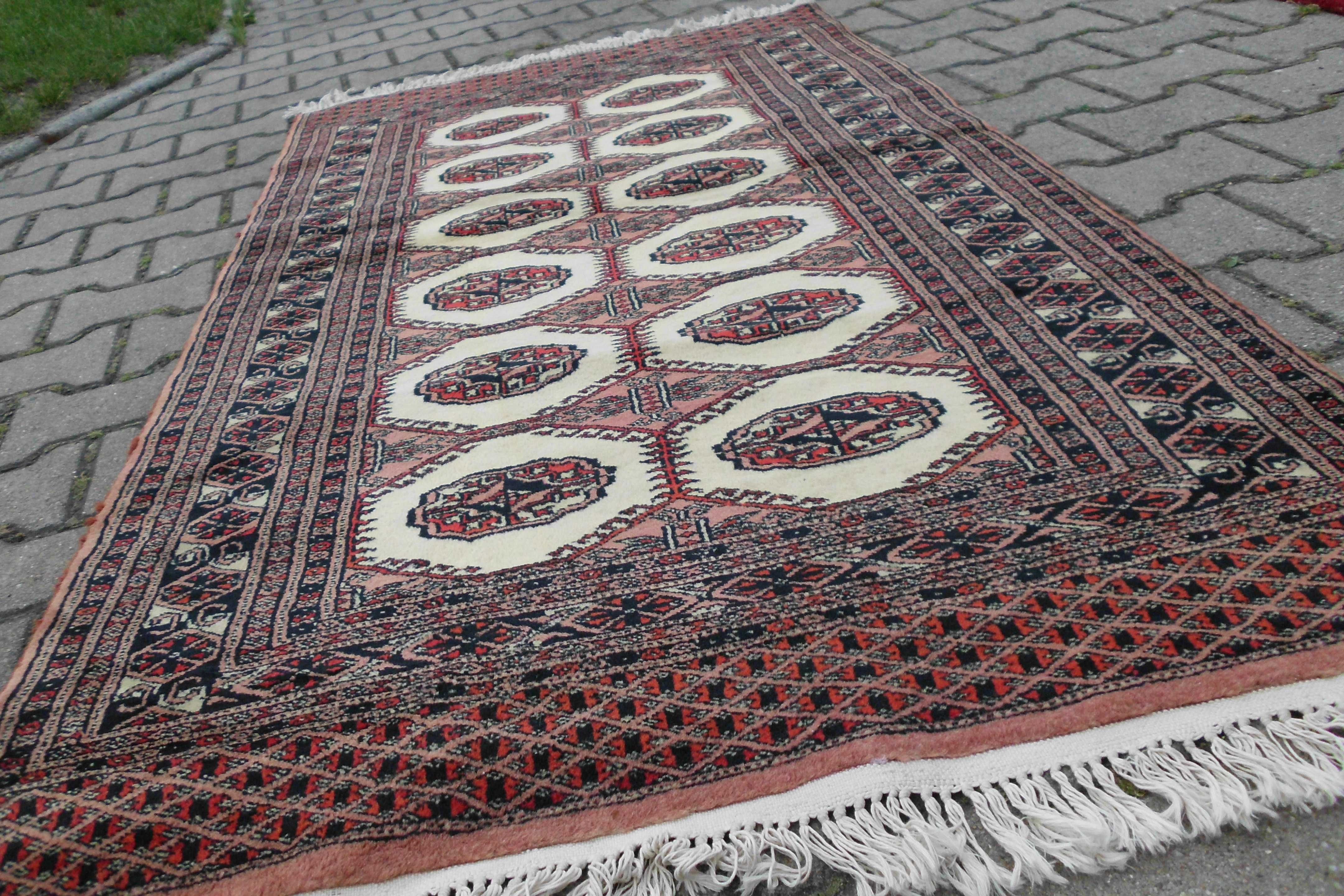 Sprzedam dywan Perski ręcznie tkany 170/95,160/90,