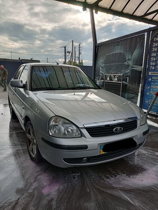 Продам авто 2011 года