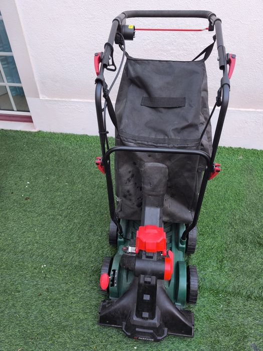 Aspirador, soprador de folhas elétrico