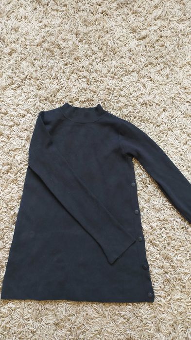 Sweter basic minimal pólgolf Zara trapezowy rozszerzany rozcięcia