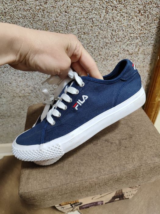 Кеди сині 37р  Fila