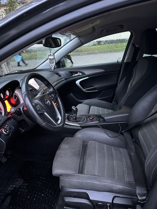 Opel insignia 2.0 дизель на ходу