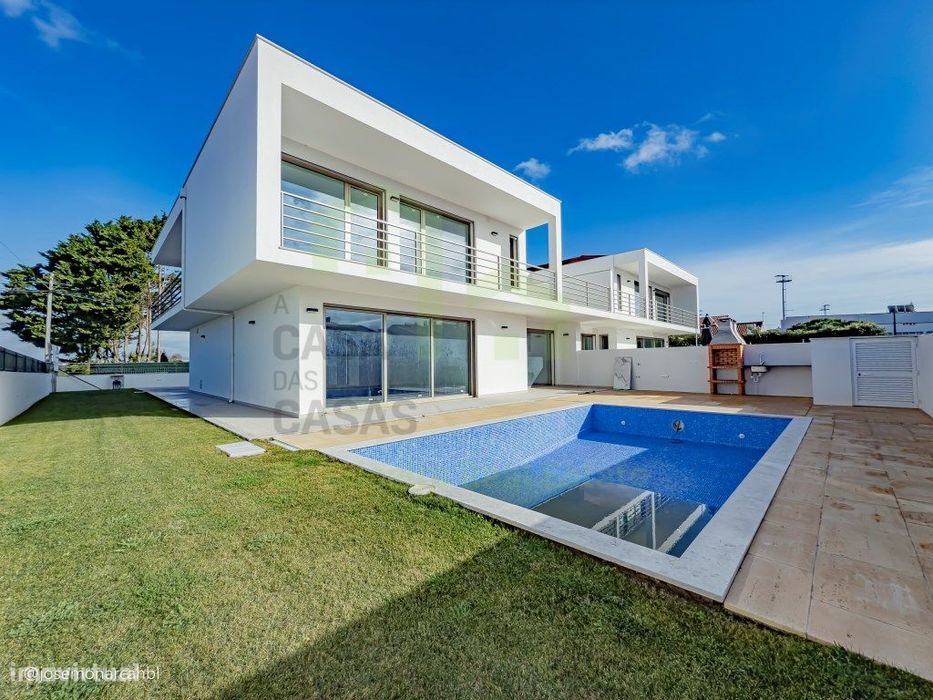 Vende Moradia T4 - Ericeira 18 km, A Casa das Casas