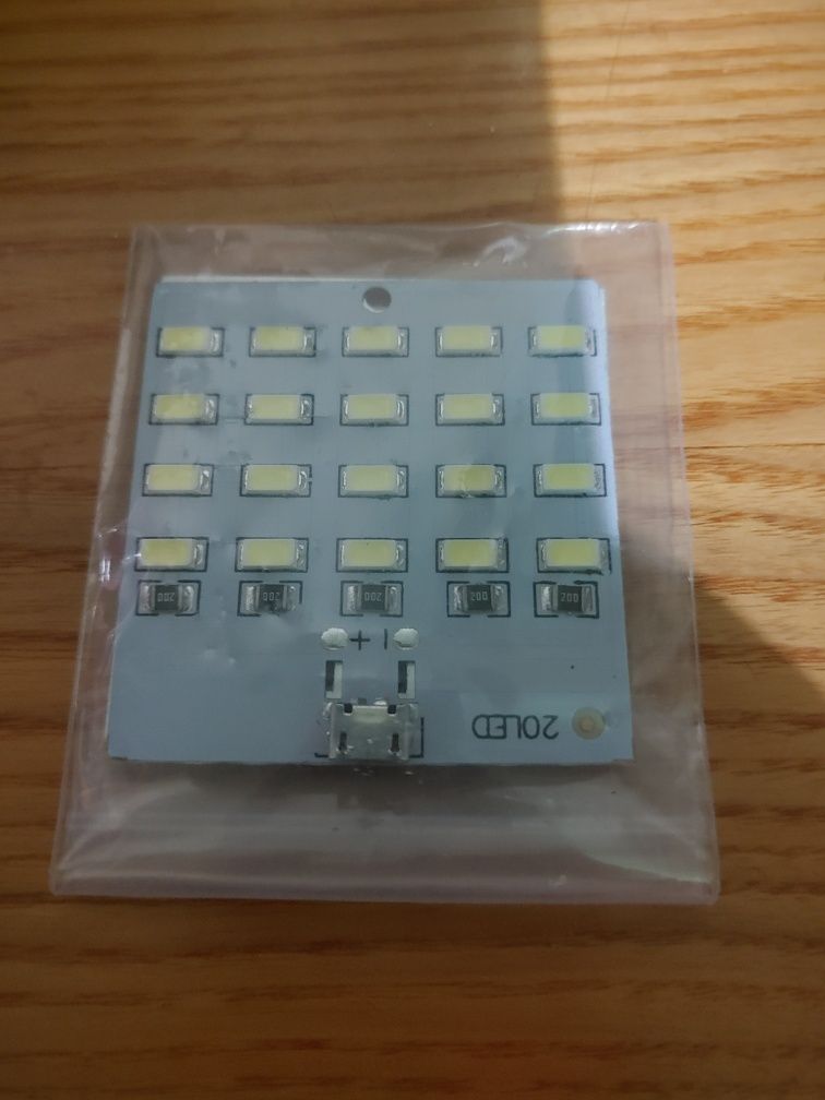 Фонарь micro USB