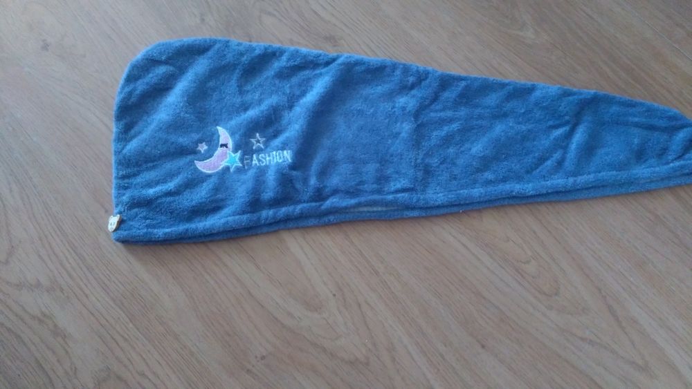 Nowy ręcznik do suszenia włosów
