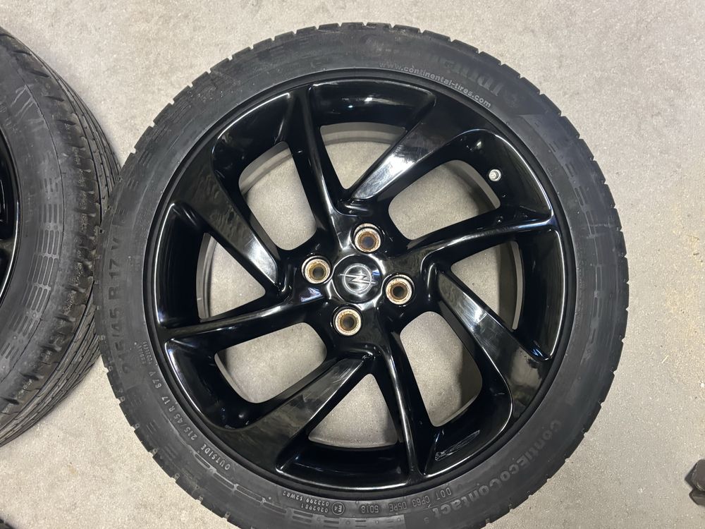 Koła letnie Corsa E Corsa D 4x100 17 z czujnikami cisnienia
