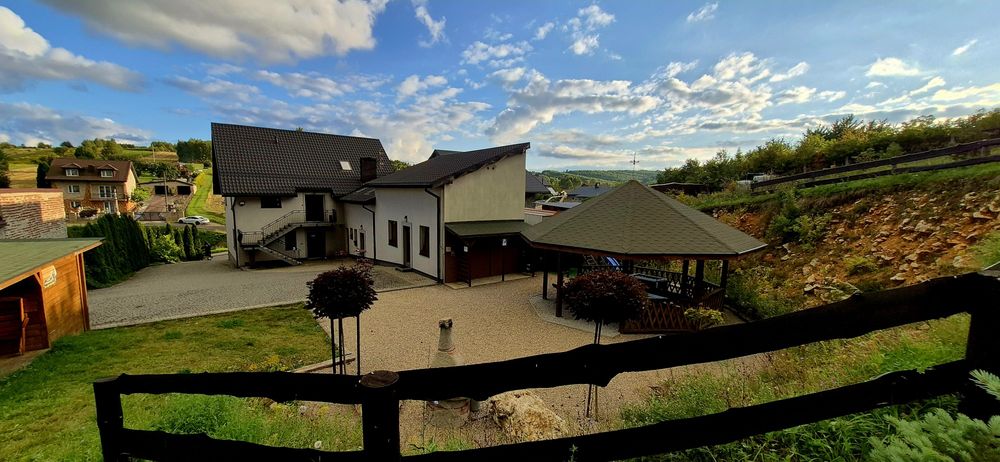 Agroturystyka Jurajskie Manowce- Pokoje i Apartamenty na Jurze
