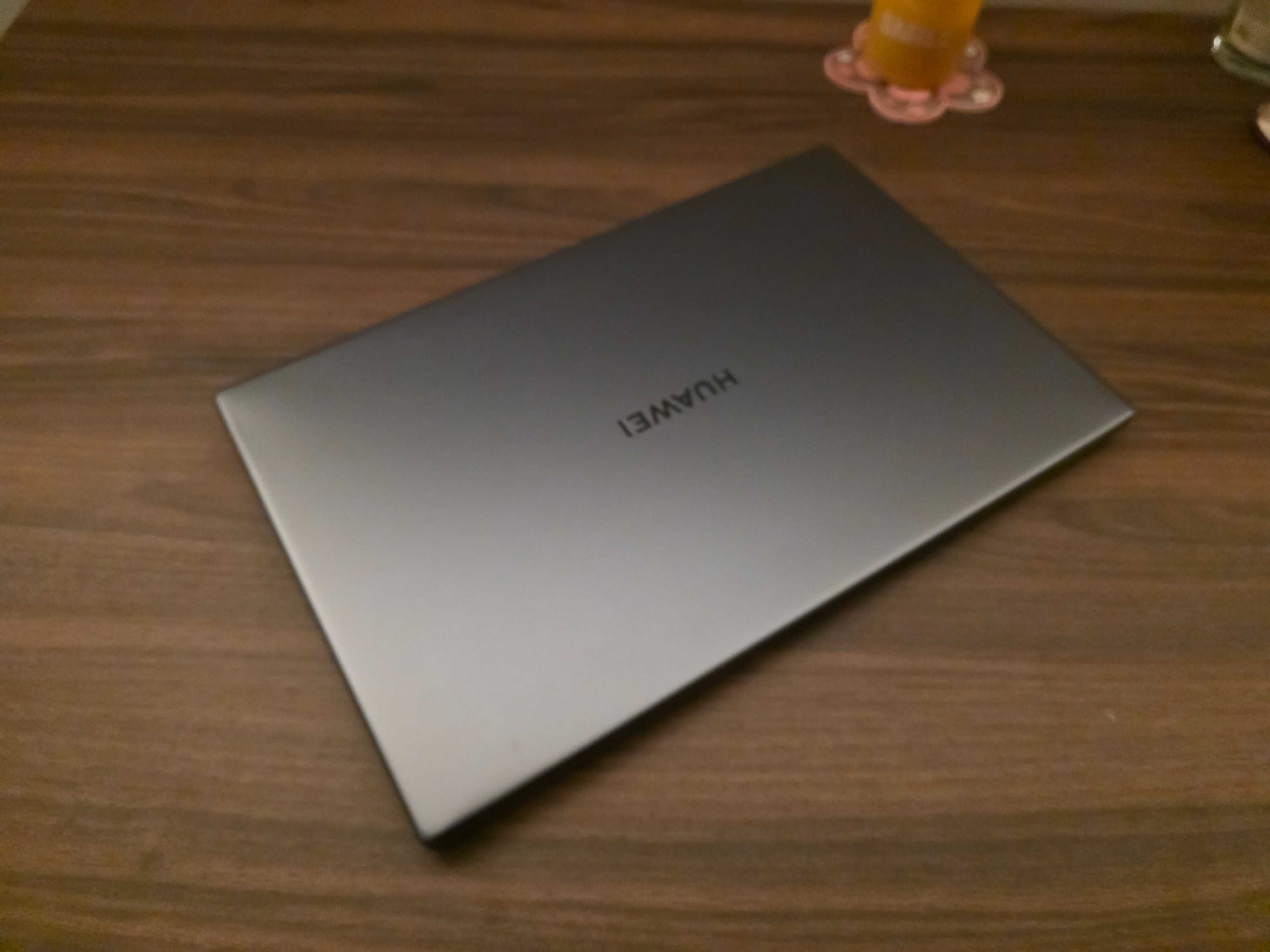 Huawei Matebook D14
