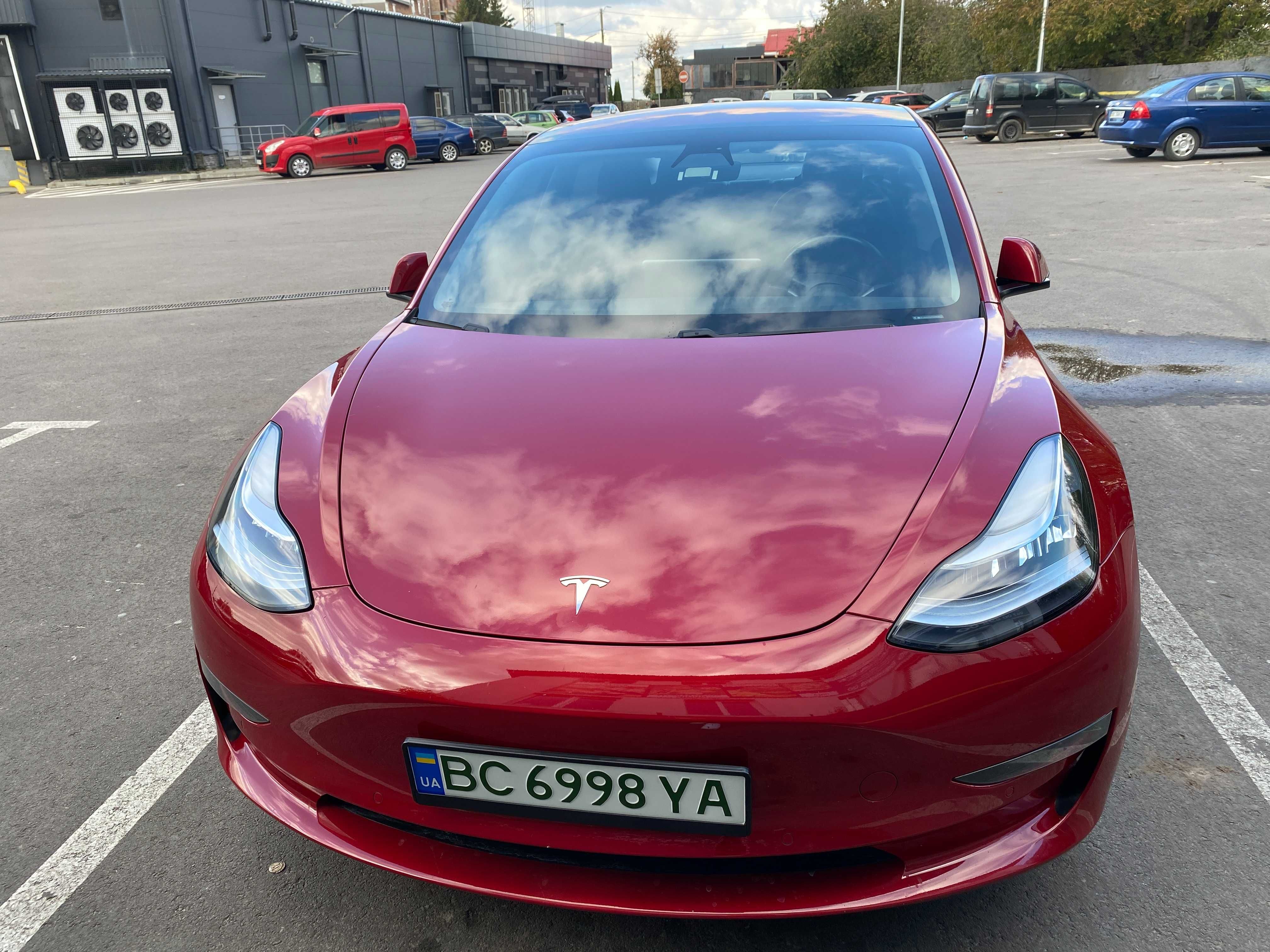 Tesla Model 3. 2018. Пригнана з США не бита. Повний автопілот!