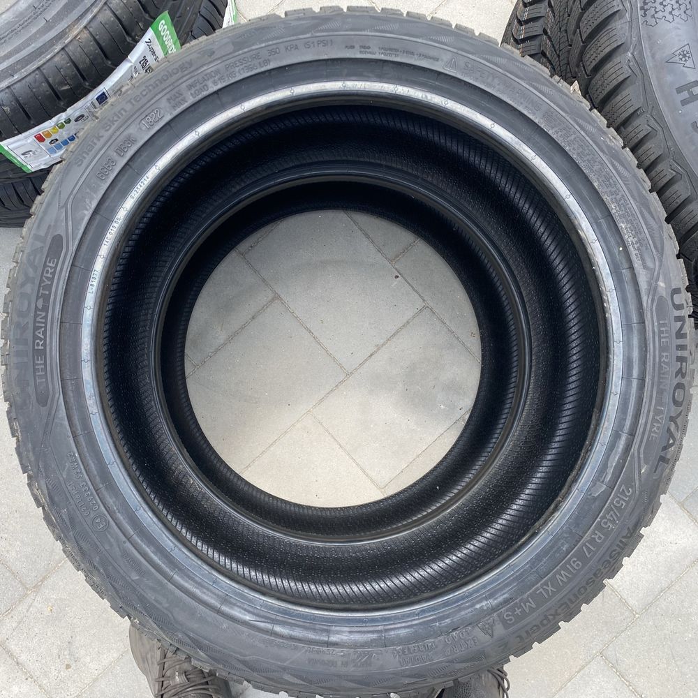 Opony wielosezonowe Uniroyal AllSeasonExpert 2 215/45 R17 2szt. 2022r.