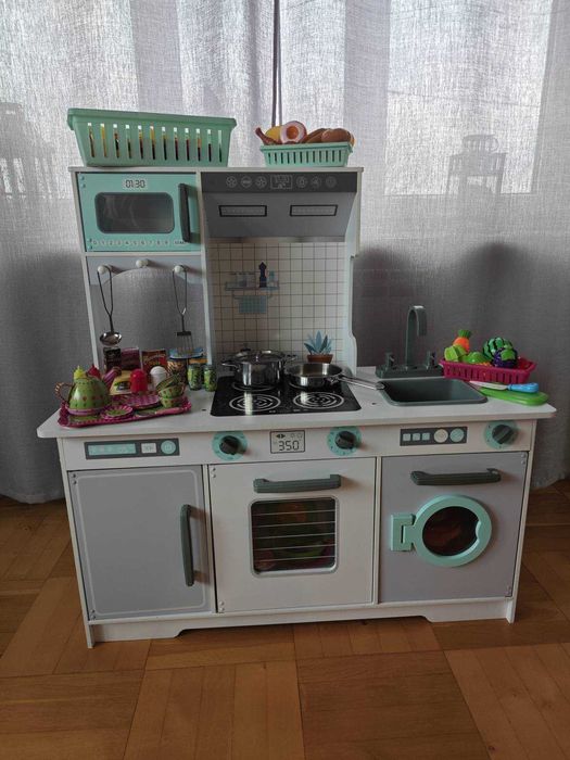 Duża Drewniana Kuchnia Dla Dziecka Z Akcesoriami – Stan Idealny!