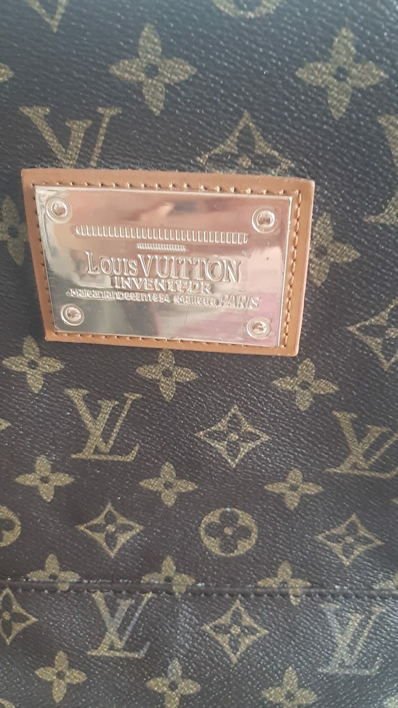 Sprzedam Plecak Louis  Vuitton  stan bardzo dobry