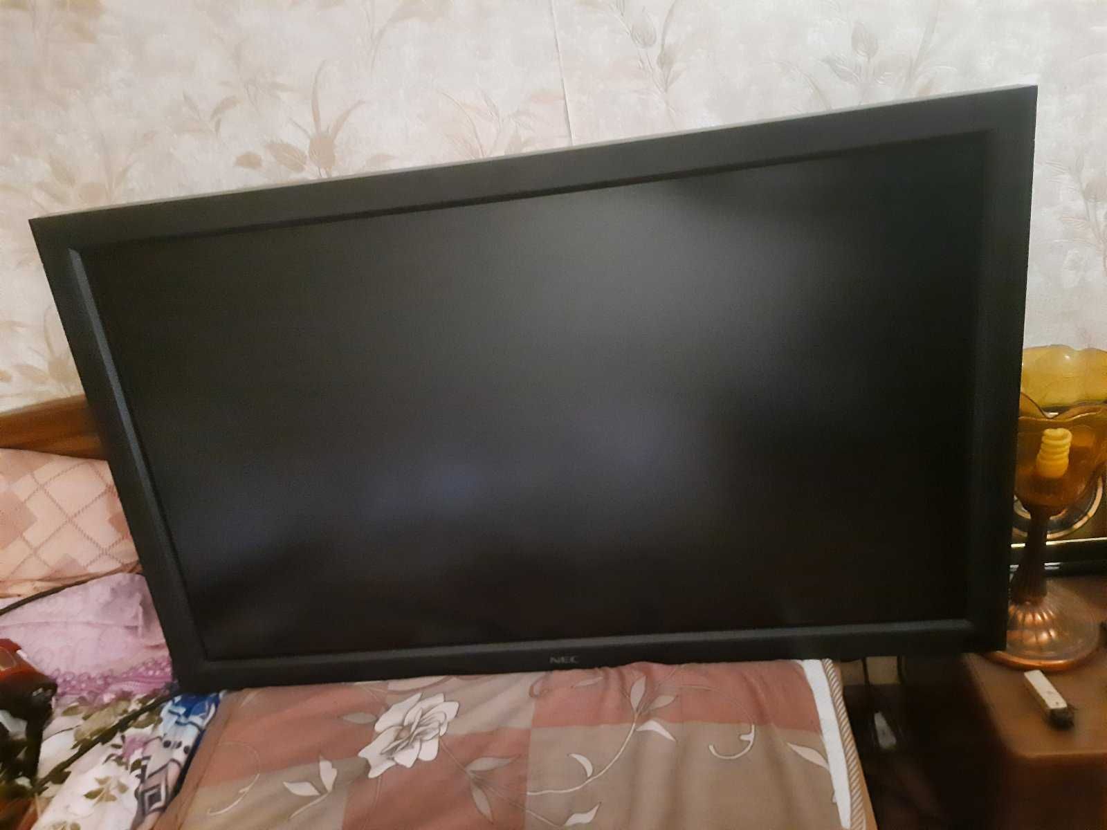 Продам робочий монітор NEC MultiSync LCD 4215 діагональ 42 дюйма