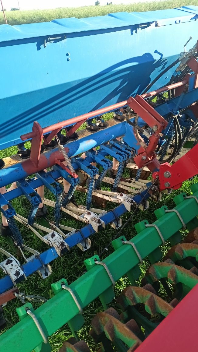 Agregat uprawowo siewny agromasz