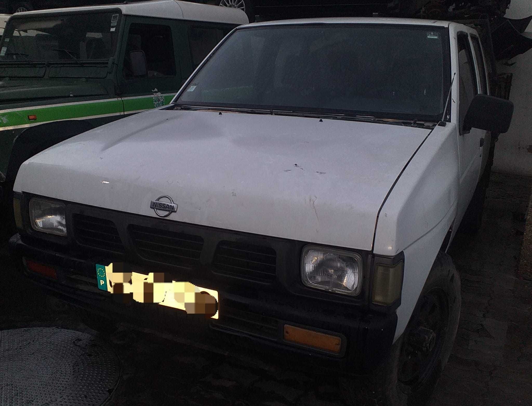 Nissan Pick up D21 4x4 para peças