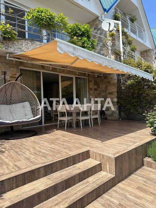 Сдается  в аренду дом в Совиньоне