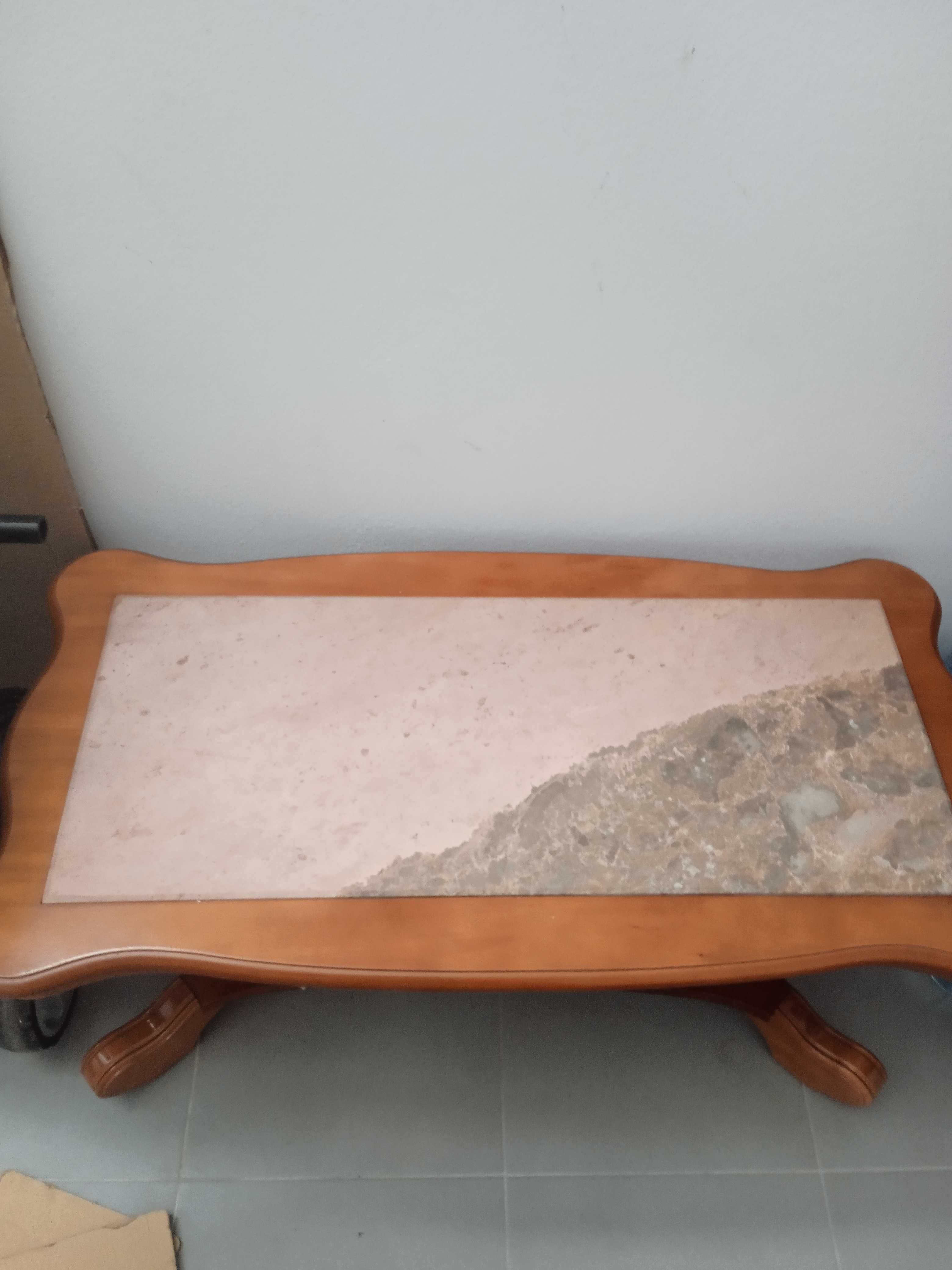 Mesa de sentro altura 45cm largura 45cm comprimento 90