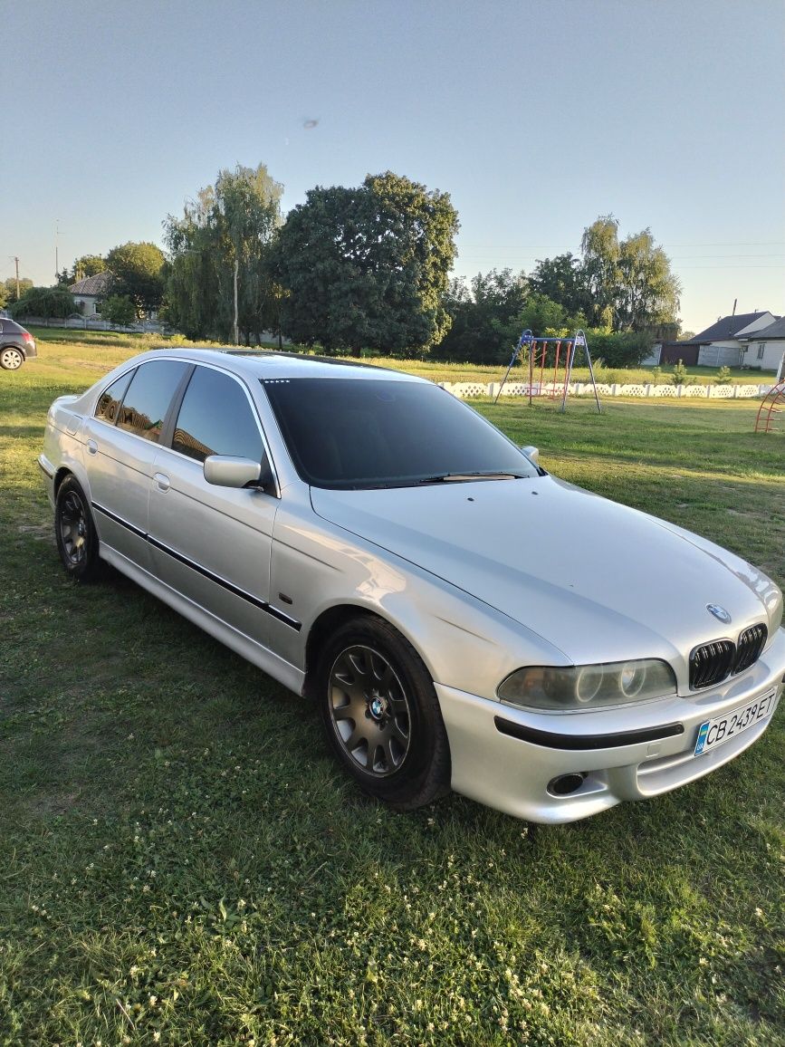 Продам BMW 520 E39