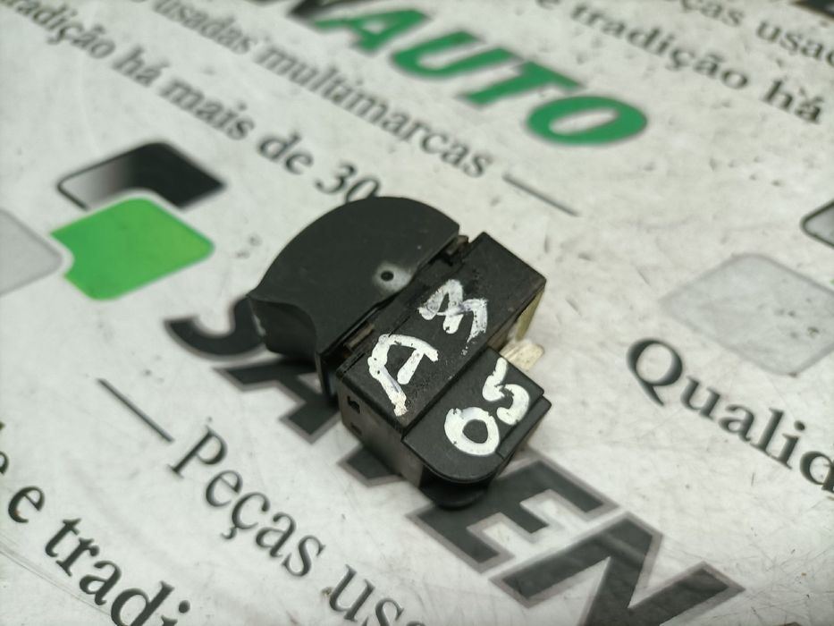 Comando / botão / interruptor vidros frente direito AUDI A3 (8P1)