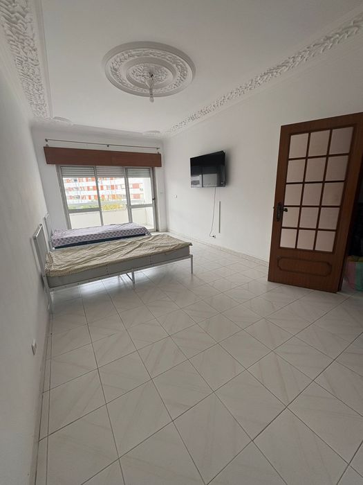 Arrendo quartos compartilhados