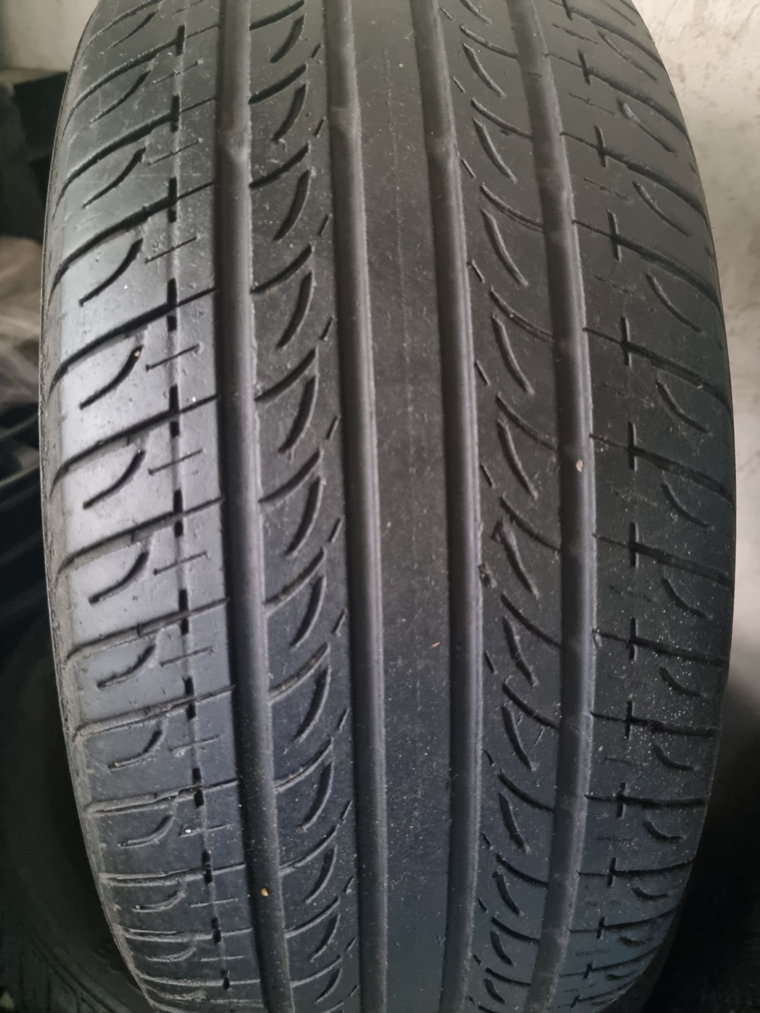 Шины, резина Roadstone N5000 235 60 16