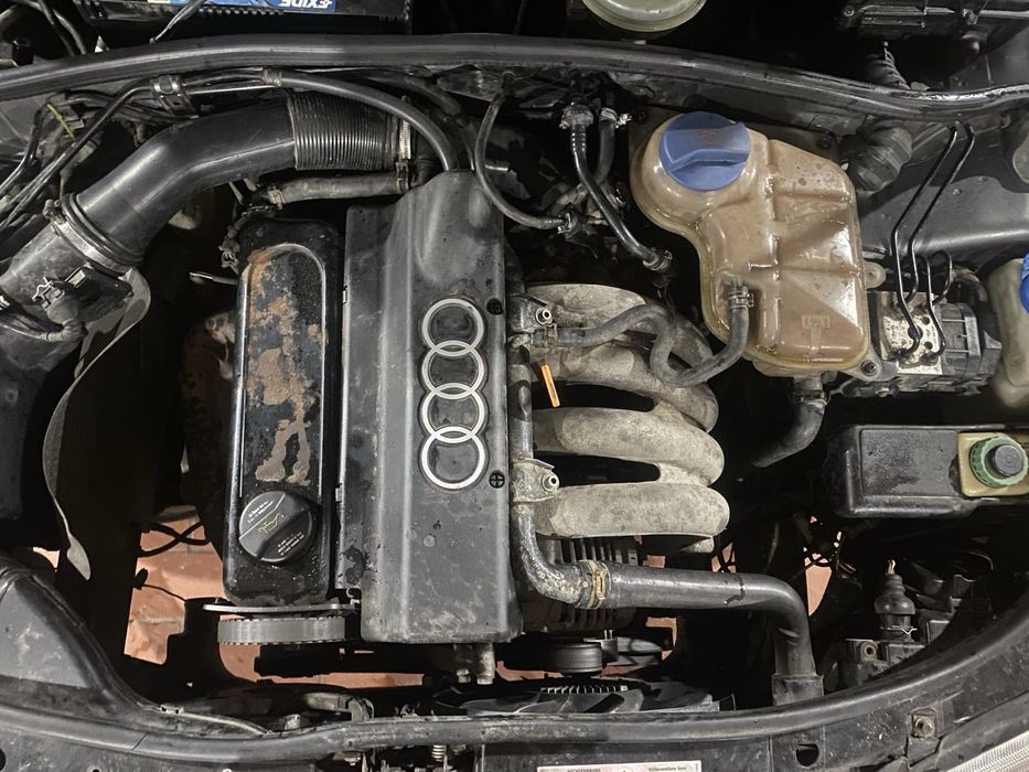 Ауді А4 Б5 1.6 MPI