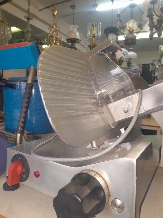 Vendo diversos modelos de fiambreiras