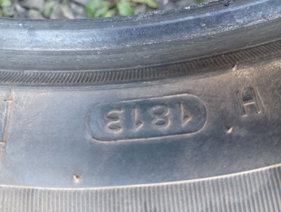 Продам  зимнюю резину 225/65 R17