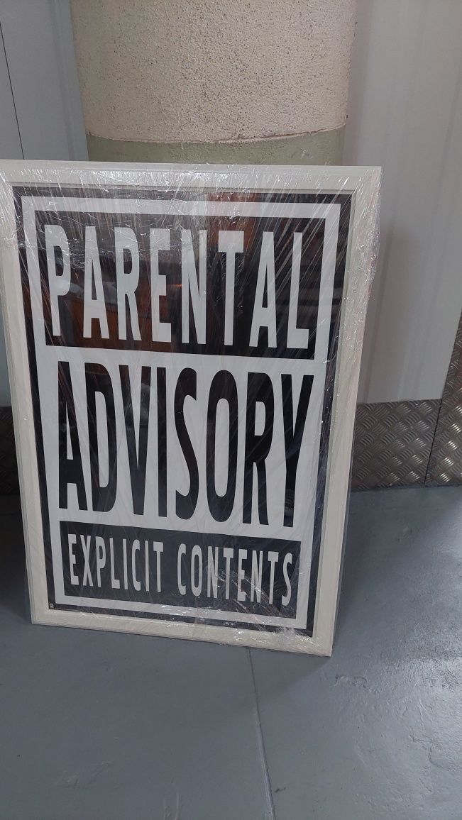 Quadro Parental Advisory
