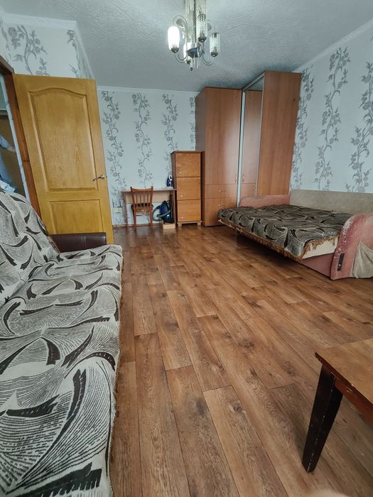Сдам 1ком. квартиру на Красном Камне