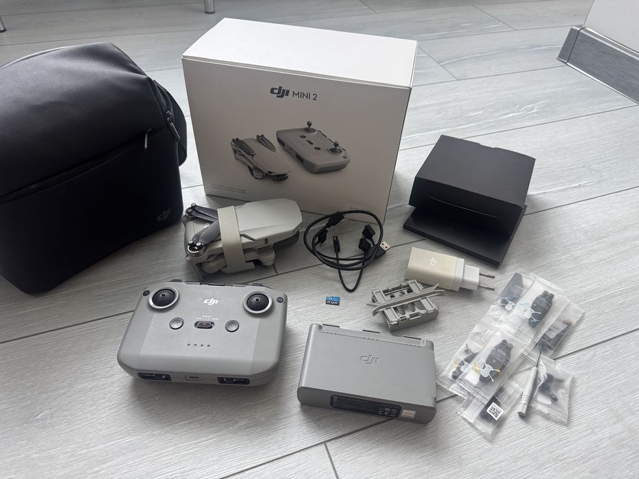 DJI mini 2 combo ідеальний стан повний комплект