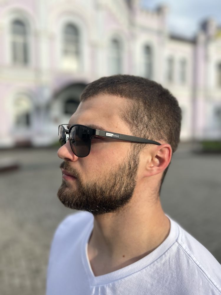 Сонцезахисні окуляри Emporio Armani