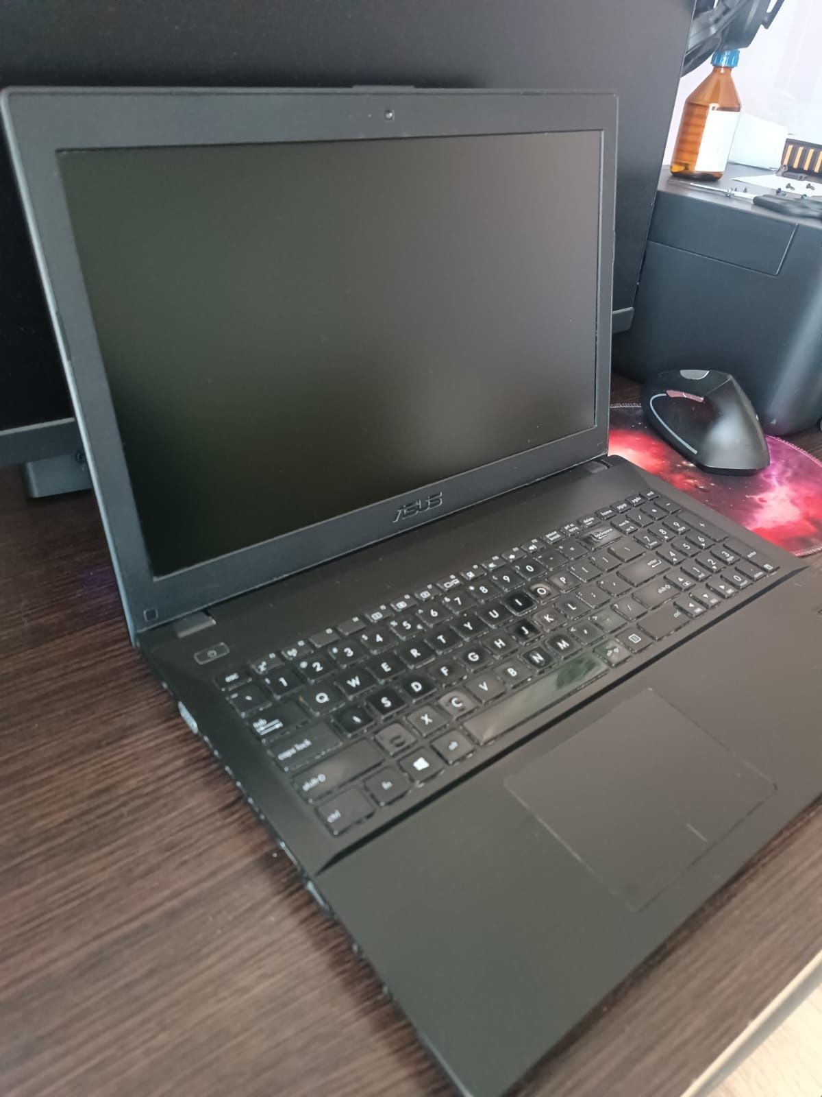 Asus Pro  core i3-6100U 8гб