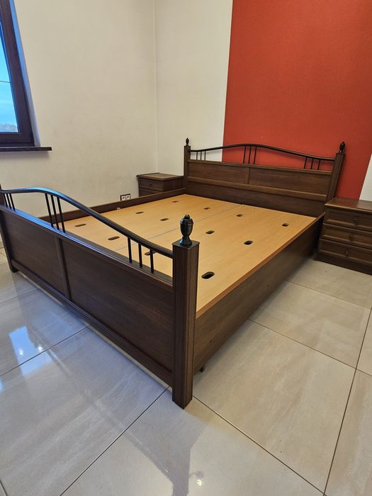 Łóżko małżeńskie 160cm x 200cm