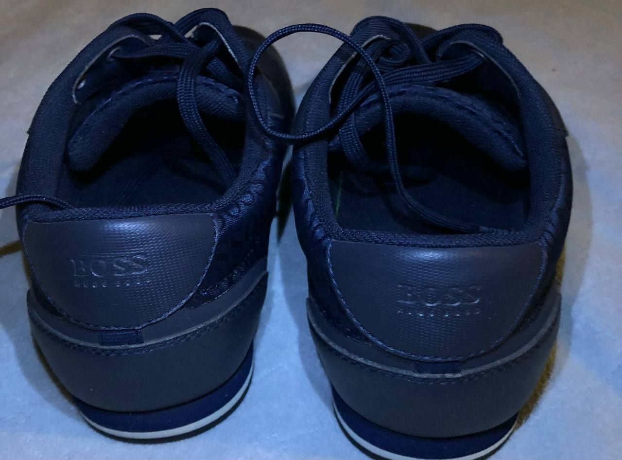 Кроссовки 41р. HUGO BOSS
