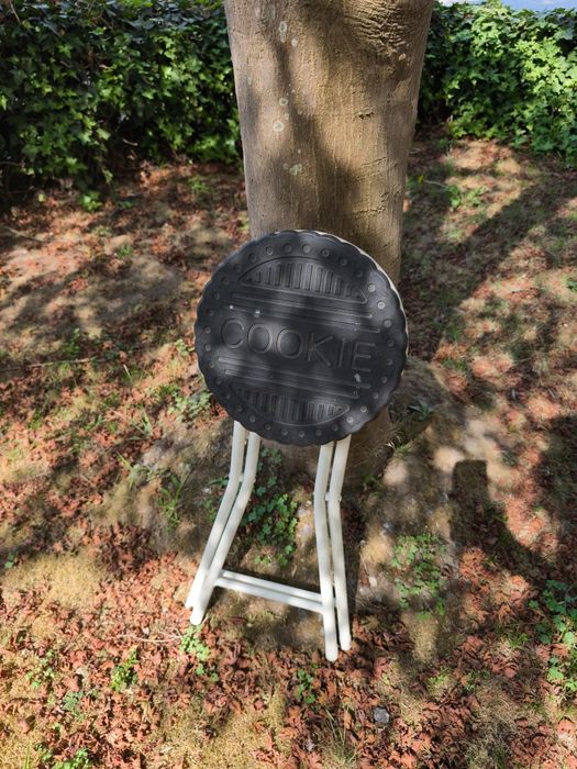 Banco Oreo dobrável